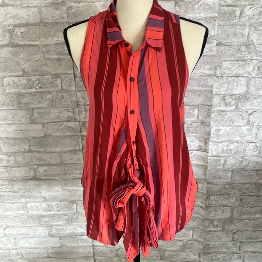 Free People Sleeveless button front blouse XS